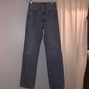 BDG/Urban Outfitter straight leg mom jeans